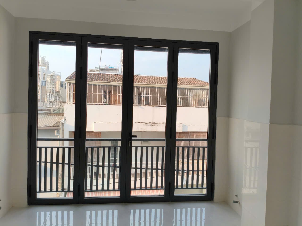 Cho thuê nhà mới xây đường 18,sát bên Gigamall Hiệp Bình Chánh, Diện tích 180m², 5PN,5WC-Giá 19 Tr 3