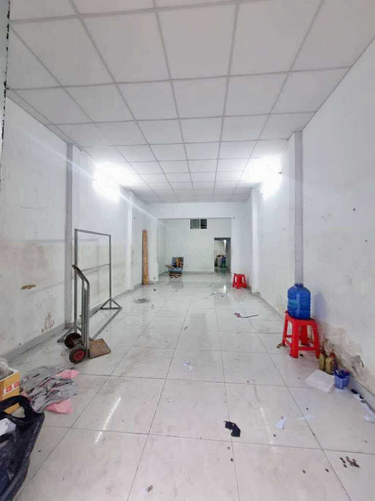 Nhà cấp 4 Trần Thị Năm Q12 , 72m2 (4,2*18) , đường 8m thông tứ tung , 4 tỷ nhỉnh 0932030061 3