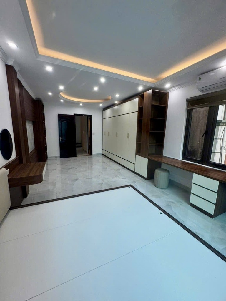 HIẾM-NHÀ NGUYỄN LÂN-MỚI KOONG-33M-6 TẦNG-THANG MÁY-NỘI THẤT- 8.16 TỶ 2