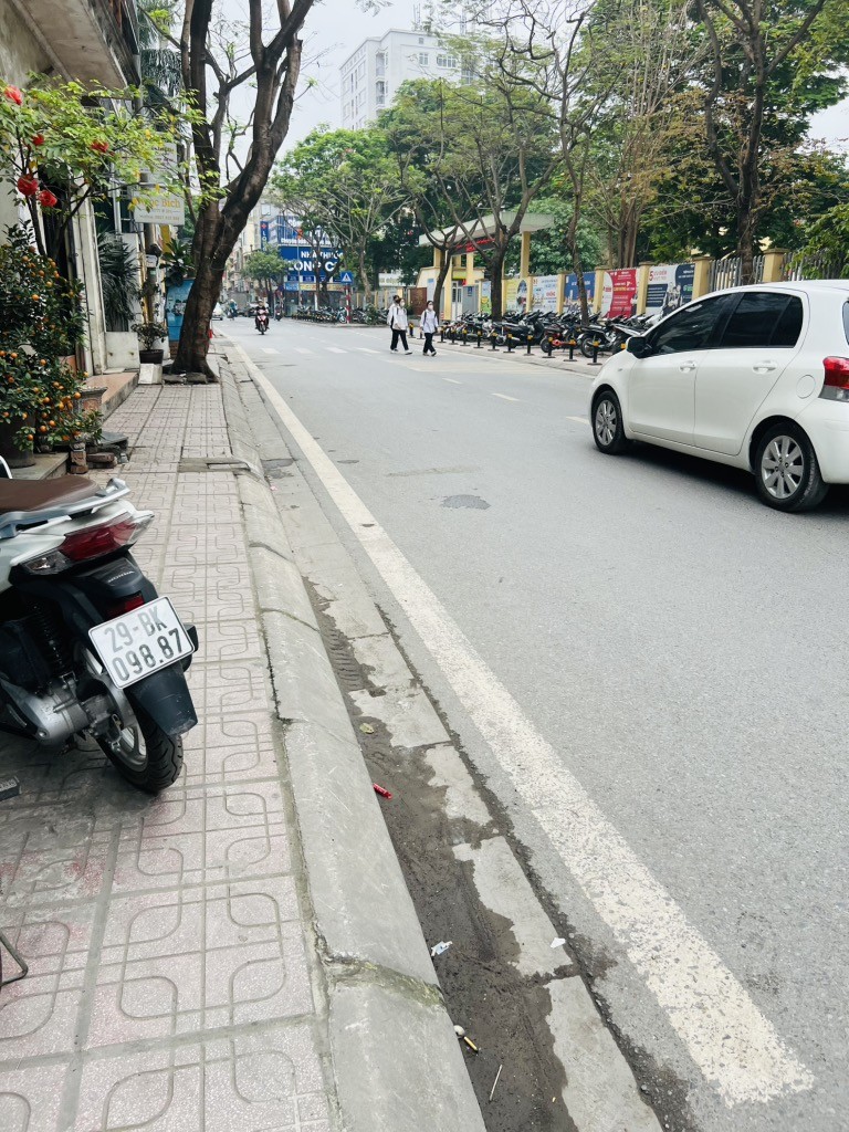 MẶT PHỐ HOÀNG NHƯ TIẾP 22 tỷ 52m MẶT TIỀN 5m LÔ GÓC VỈA HÈ,LONG BIÊN 2
