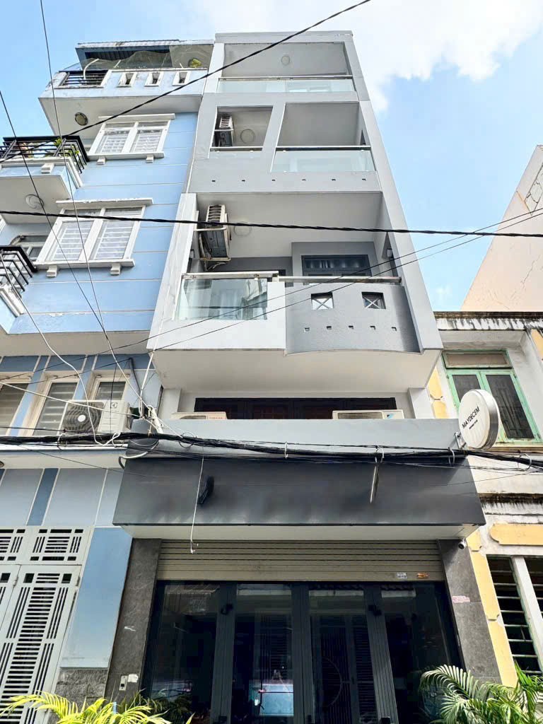 Khu sang hiếm nhà bán, HXH thông Phan Văn Trị, QBT - 4 tầng - DT 3.6m x 11.5m - chỉ 6.5 tỷ thương 2