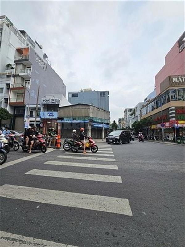 Đầu Tư Sinh Lời: Bán Nhà 2MT Góc Đường Số 41 – Khu VIP Quận 4 – DT Lớn, Giá Tốt