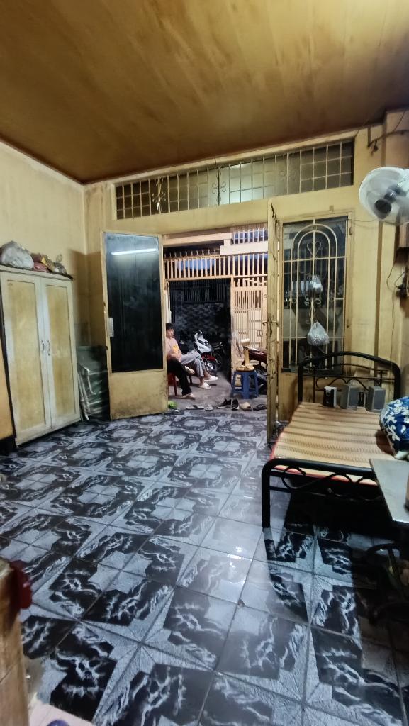 CẦN TIỀN BÁN GẤP NHÀ HOÀI THANH [P14, Q8] DT: 83M2 (4.3X 2OM) 2T, 5PN CHỈ 7 TỶ ĐƯỜNG TRƯỚC NHÀ 3