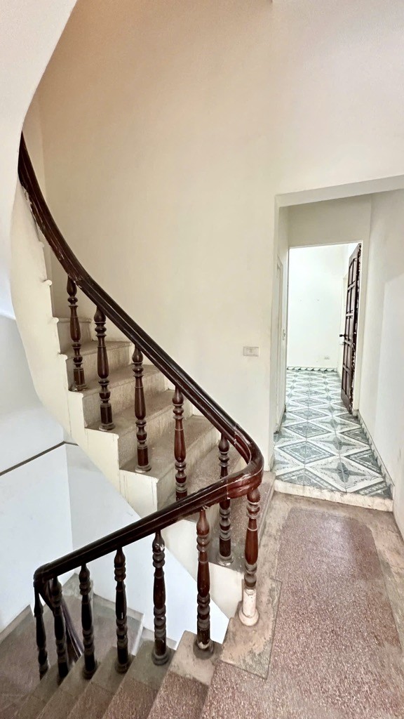 Cần bán Nhà mặt tiền đường Minh Khai, Phường Mai Động, Diện tích 57m², Giá 11.69 Tỷ 6
