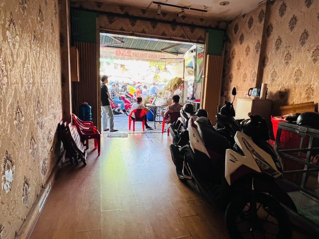 Bán nhà mặt tiền xe tải  kinh doanh Dương Bá Trạc 4.7x15 chỉ 15 tỷ 9 2