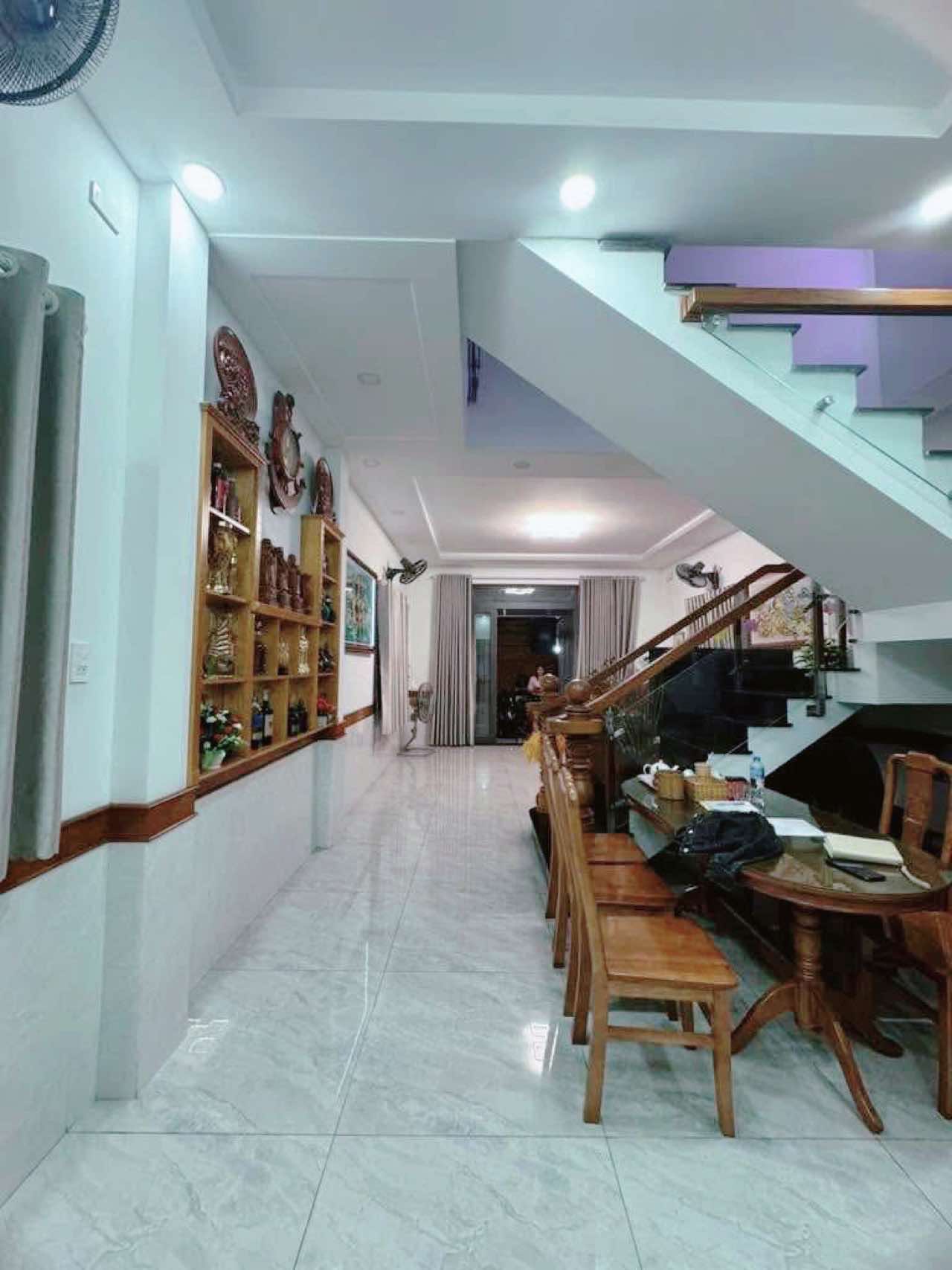 Bán nhà đường 8m thông tứ tung 56m2-2tang ngay Bến Xe Hiệp Thành Q12 , 5 tỷ nhỉnh 0932030061 4