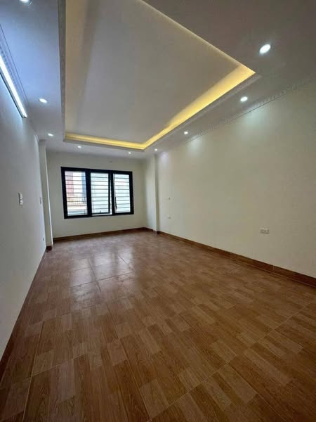 Bán nhà LÔ GÓC Lai Xá, Kim Chung, Hoài Đức. Ngõ thông tứ tung, ô tô, kinh doanh. 38m2, 4 tầng, chỉ 4