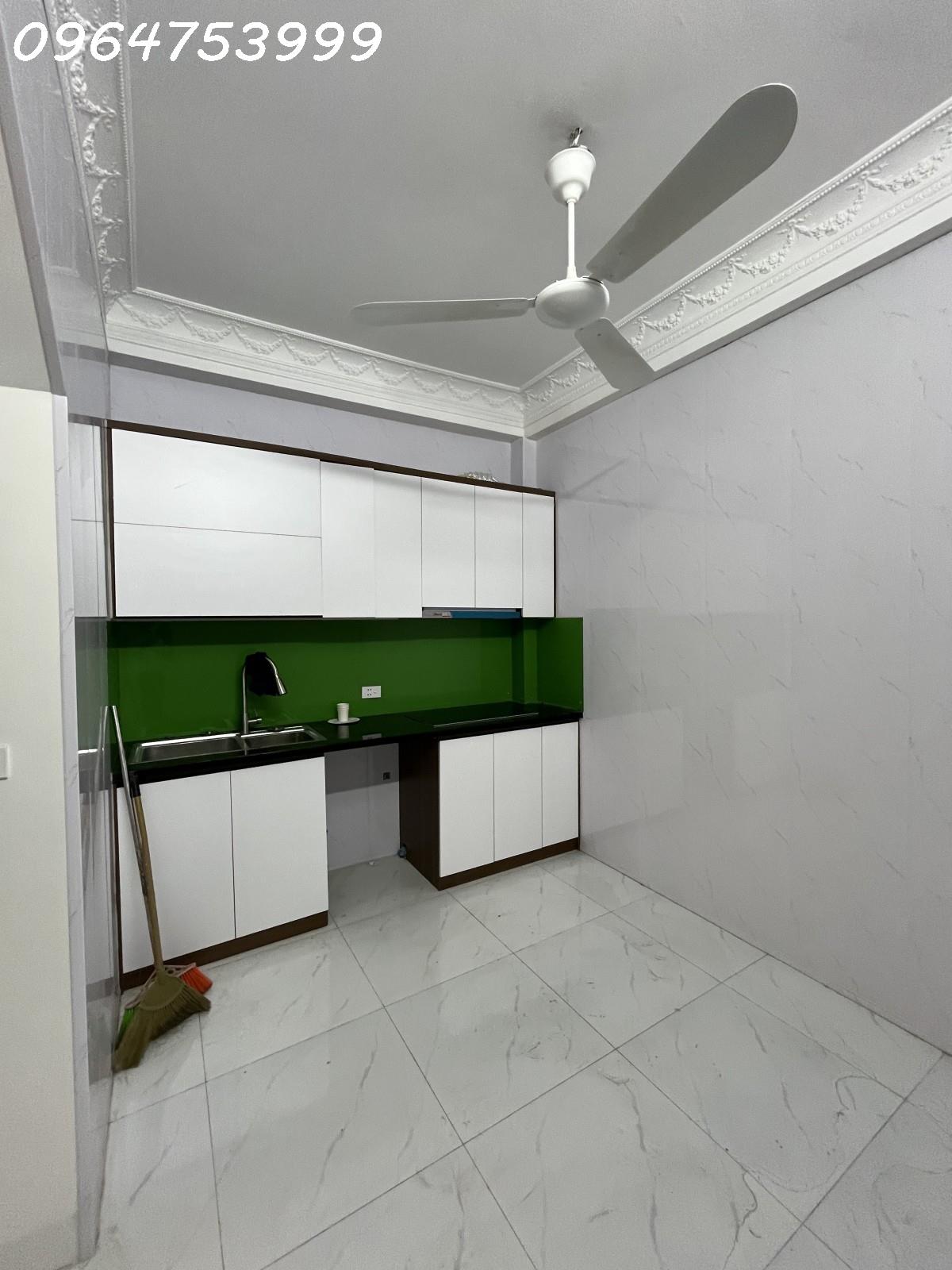 BÁN NHÀ 5 TẦNG – THÁI THỊNH – 37M² – SỔ ĐỎ CHÍNH CHỦ 2