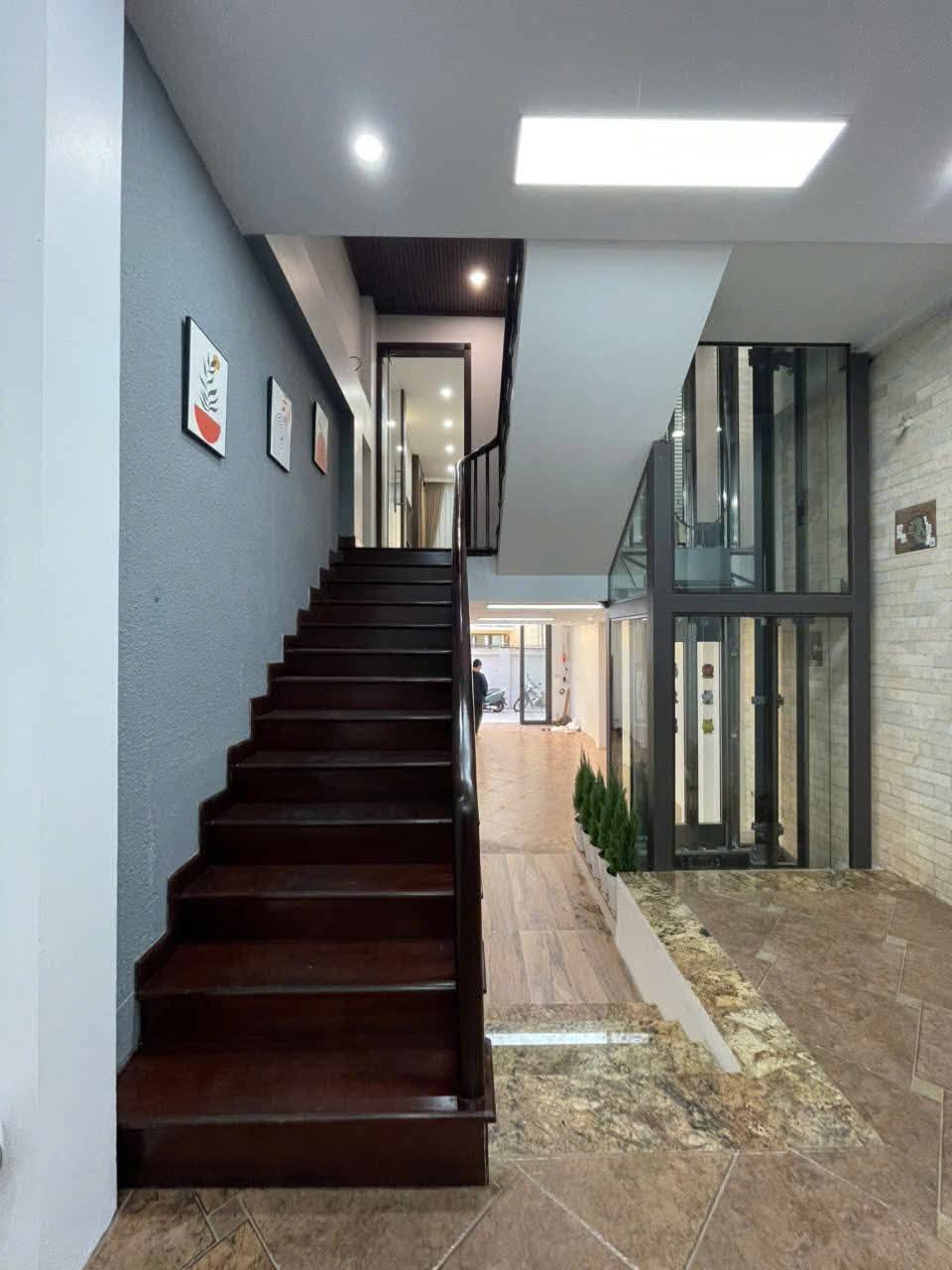 BÁN NHÀ THANH XUÂN, PHÂN LÔ OTO TRÁNH, VỈA HÈ KINH DOANH, DT47M2 5 TẦNG, NHỈNH 20 TỶ 5