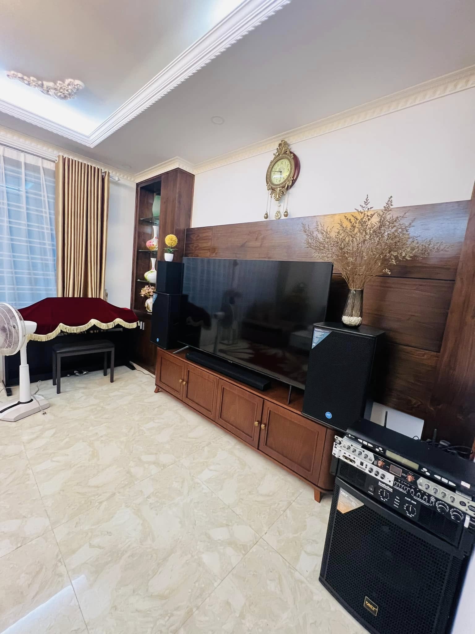 CẦN BÁN NHÀ NGỤY NHƯ KONTUM THANH XUÂN, VỈA HÈ OTO TRÁNH KINH DOANH, 52M2 NHỈNH 20 TỶ 4