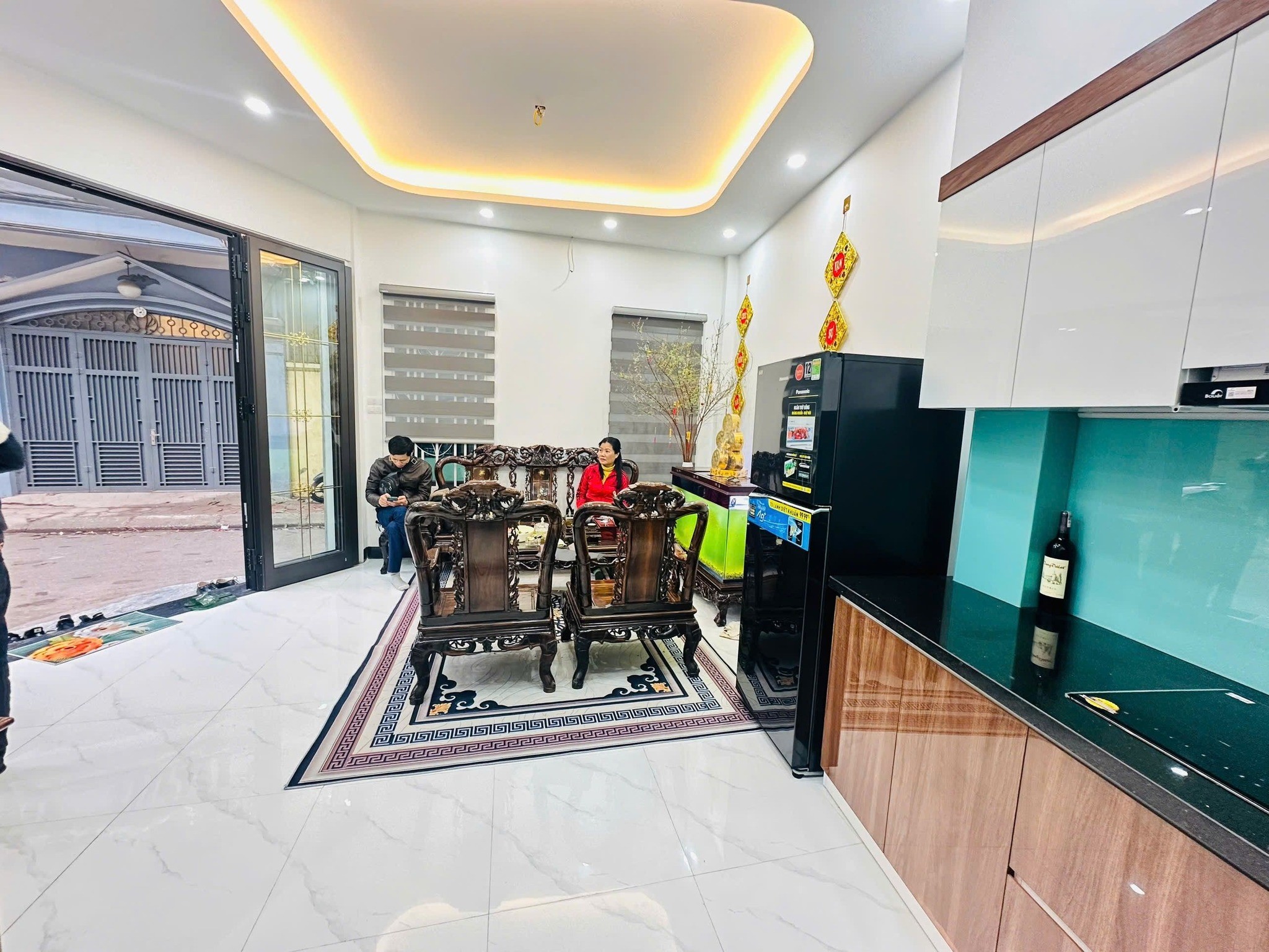 BÁN NHÀ KIM NGƯU – LÔ GÓC – NGÕ THÔNG – Ô TÔ TRƯỚC NHÀ – NHÀ MỚI KÍNH KOONG – GIÁ ĐÃ GIẢM CHỈ 10.5 4