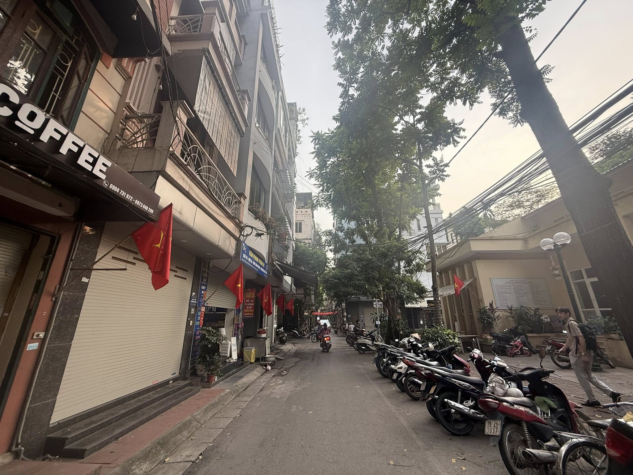 BÁN NHÀ KHUẤT DUY TIẾN THANH XUÂN, VỈA HÈ OTO TRÁNH KINH DOANH, DT48M2 NHỈNH 20 TỶ