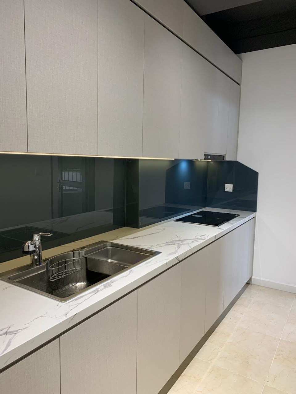 Vinhomes D'Capitale BÁN GẤP CĂN 77m2, 2PN, GIÁ 6.x TỶ 3