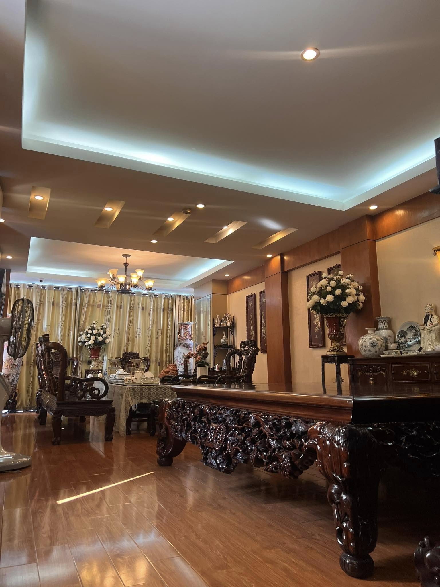 Mặt Phố Phan Chu Trinh  5 Tầng Mặt Tiền 4.5M 54 Tỷ 1 Sổ 1 Chủ