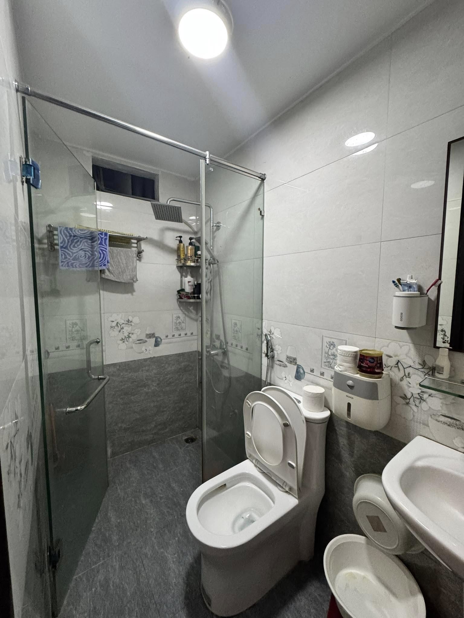 BÁN NHÀ KIM NGƯU – PHÂN LÔ HAI BÀ TRƯNG – Ô TÔ TRÁNH – Ô CHỜ THANG MÁY – GIÁ ĐÃ GIẢM CHỈ 13 TỶ – 3
