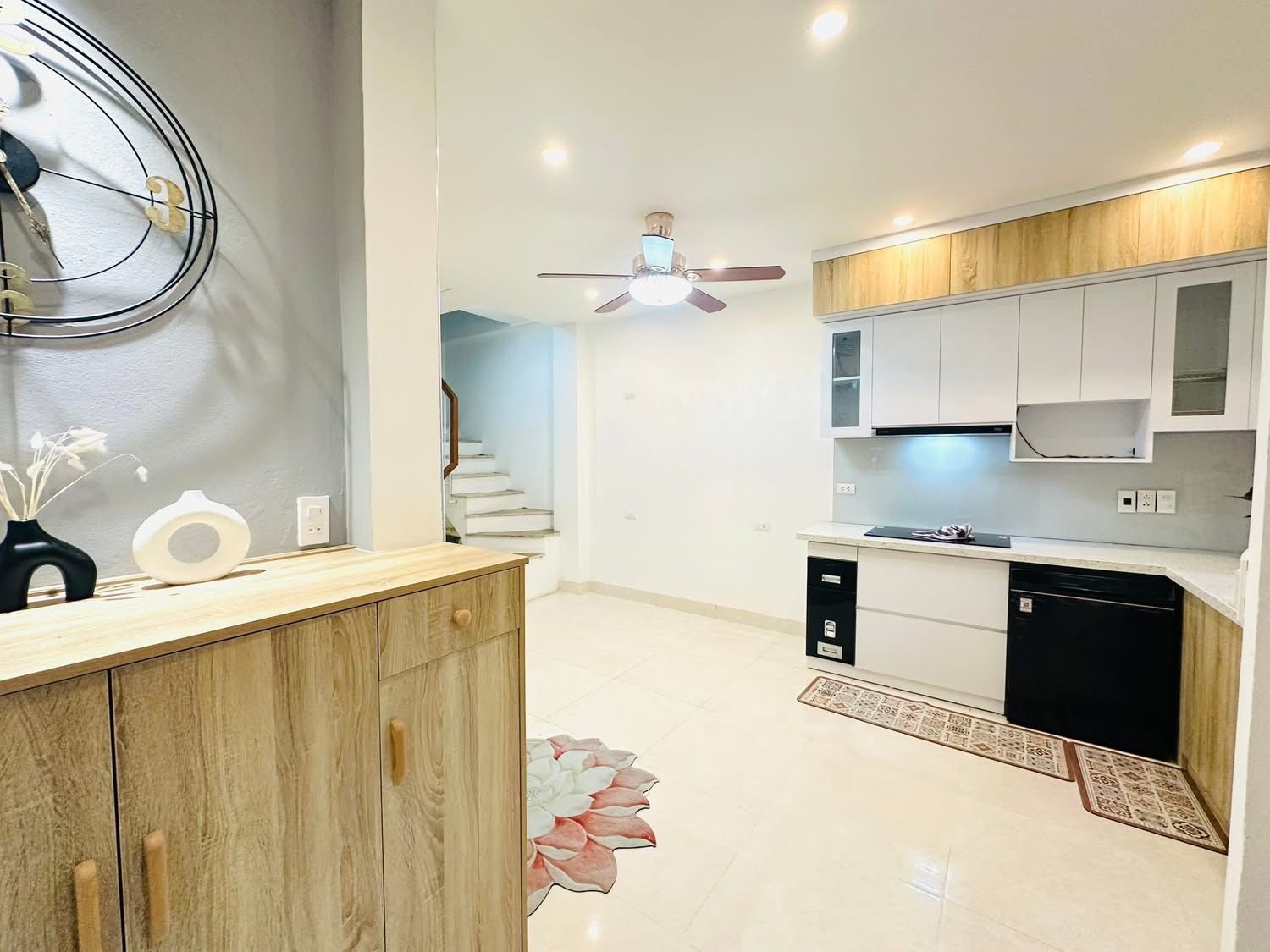 SIÊU PHẨM BA ĐÌNH – NHÀ 7 TẦNG THANG MÁY – NGÕ THÔNG – GẦN PHỐ, GẦN HỒ – SÁT LĂNG BÁC – GIÁ CHỈ 4