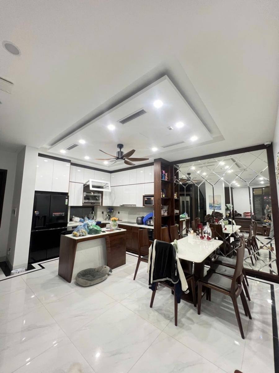 VIP - BIỆT THỰ MỚI CỰC ĐẸP KHU KIM ĐỒNG, YÊN TĨNH, THOÁNG MÁT, THANG MÁY NHẬP KHẨU, NỘI THẤT XỊN 3
