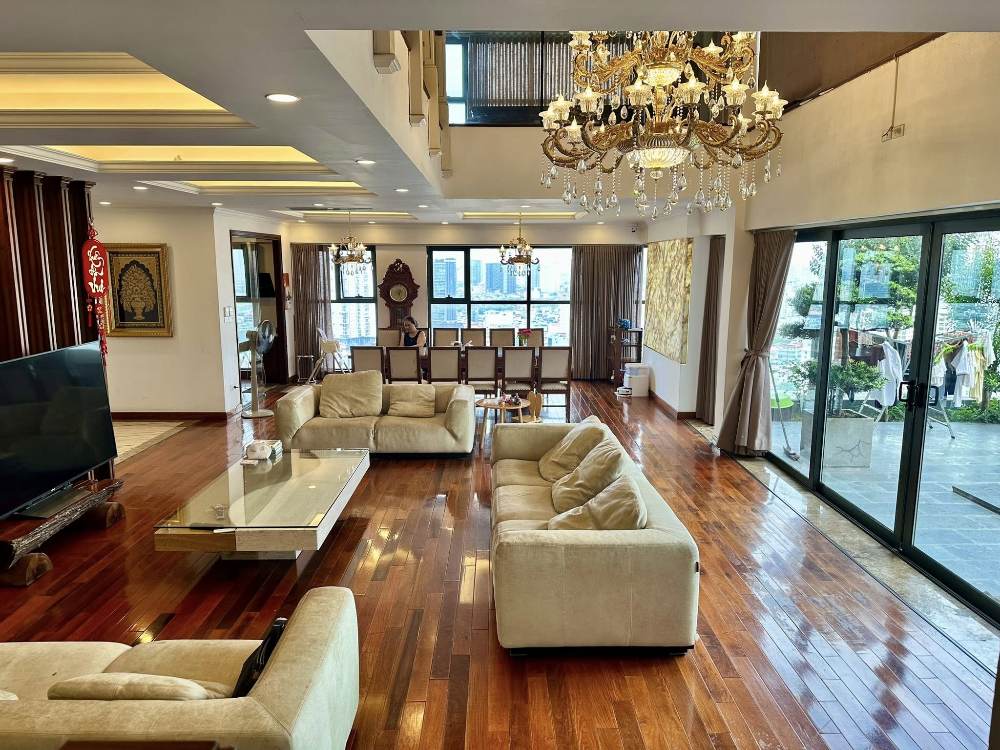 Siêu Penthouse Tú Mỡ, Cầu Giấy 401m2, Nội thất VIP, Bể bơi riêng, 35.8 Tỷ 3