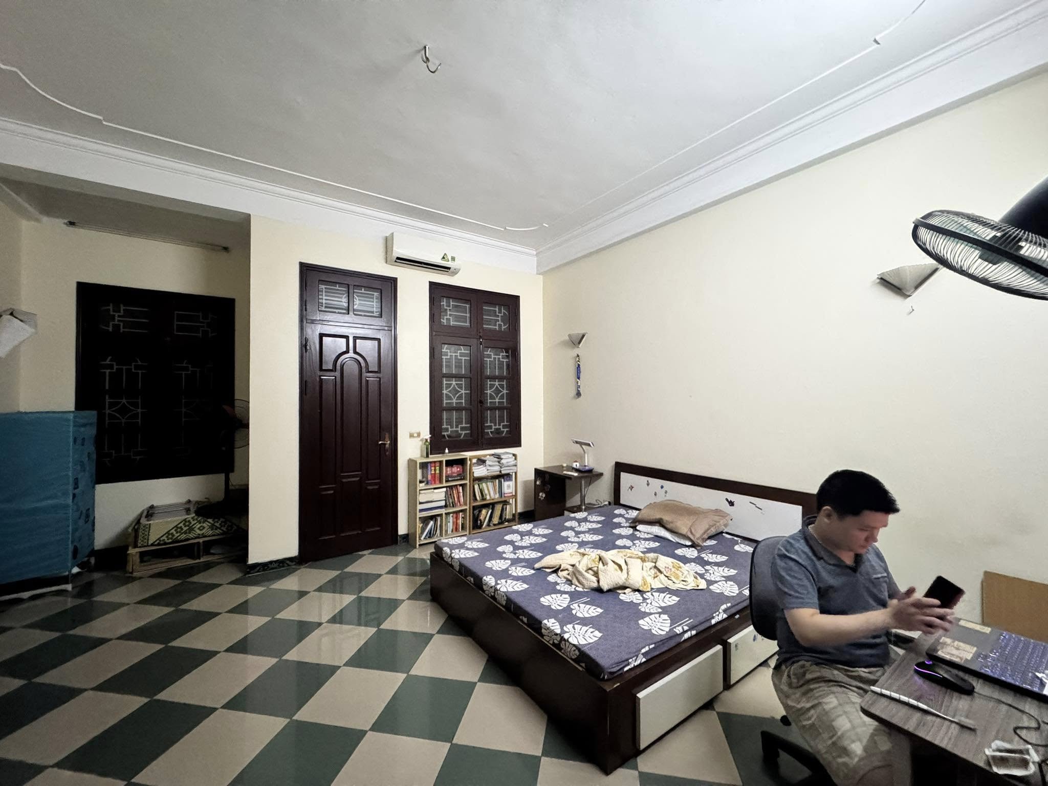 BÁN NHÀ KIM NGƯU – PHÂN LÔ HAI BÀ TRƯNG – Ô TÔ TRÁNH – Ô CHỜ THANG MÁY – GIÁ ĐÃ GIẢM CHỈ 13 TỶ – 5