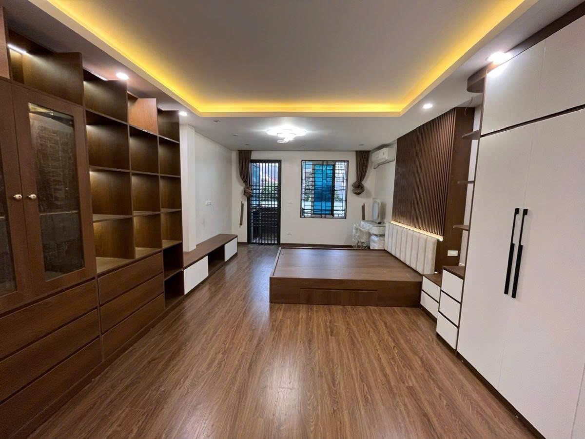 PHÂN LÔ Ô TÔ TRÁNH ĐỖ CHẠY VÒNG QUANH - TRUNG TÂM HAI BÀ TRƯNG - Ô CHỜ THANG MÁY 0965549363 3