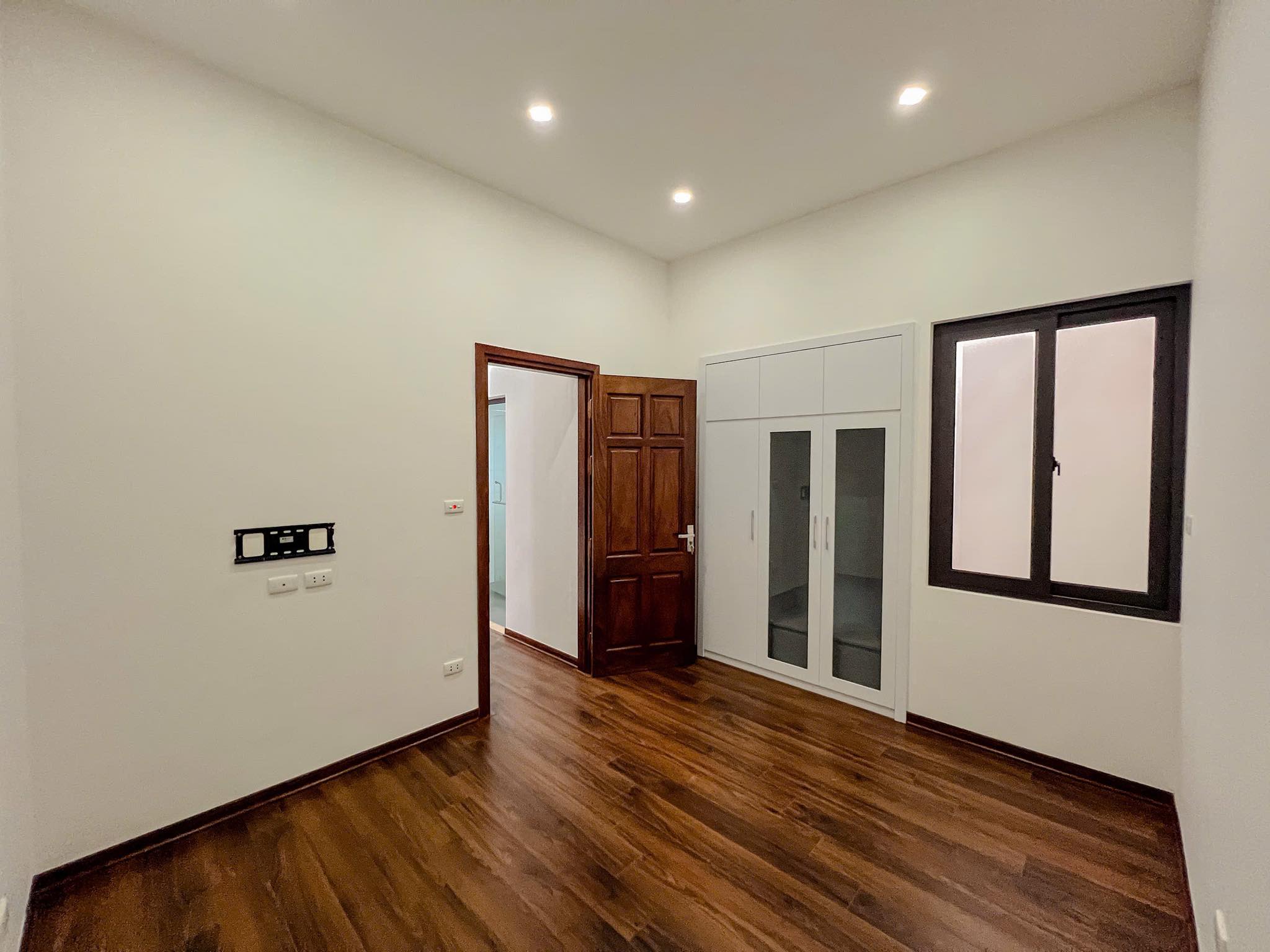 CẦN BÁN NHÀ THANH XUÂN GẦN PHỐ PHÂN LÔ OTO ĐỖ CỬA KINH DOANH VP, DT54M2 CHỈ 16 TỶ 4