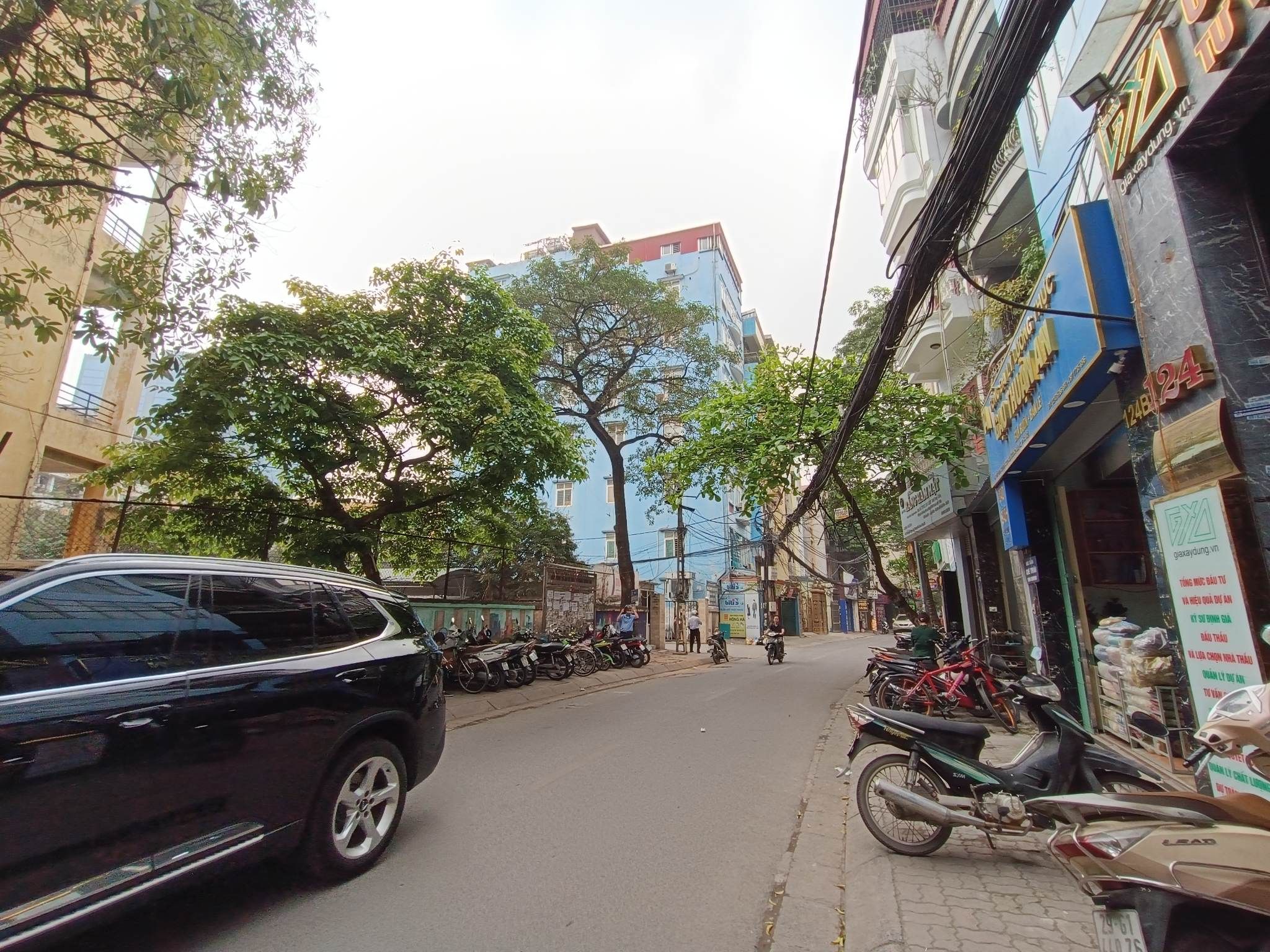 GẤP - BÁN NHÀ NGUYỄN NGỌC NẠI 122M2 – 38 TỶ, KINH DOANH, VỈA HÈ 3
