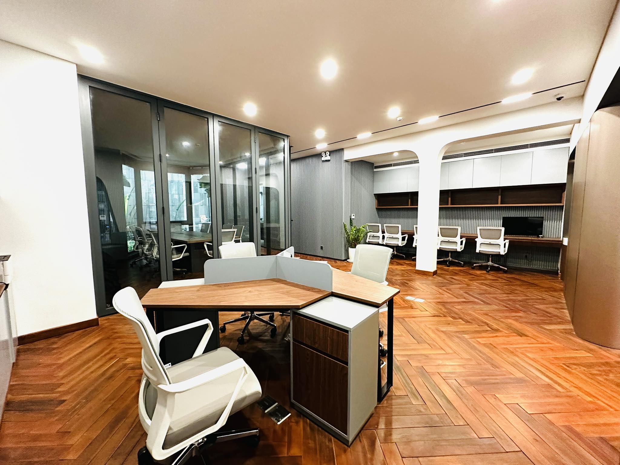 Nhà Nguyễn Văn Ngọc Lô Góc 3 Mặt Thoáng MT 10M 220M2 140 Tỷ Vỉa Hè KD Ô TÔ Tránh 4
