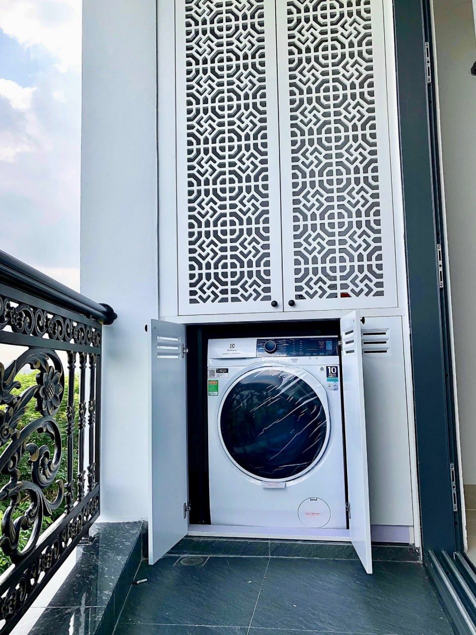 Cực Hiếm 68 Tỷ Mặt Tiền 6M Mặt Hồ Tây Quảng An 5 Tầng Nhà Lô Góc nở hậu 3