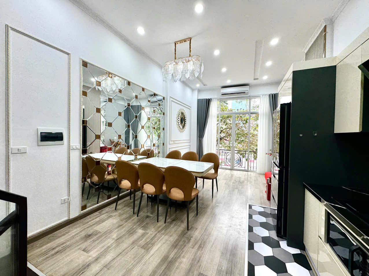 BÁN NHÀ VÕ THỊ SÁU  – CÓ THANG MÁY  – VF3 - 40M2 - 17.8 TỶ 3