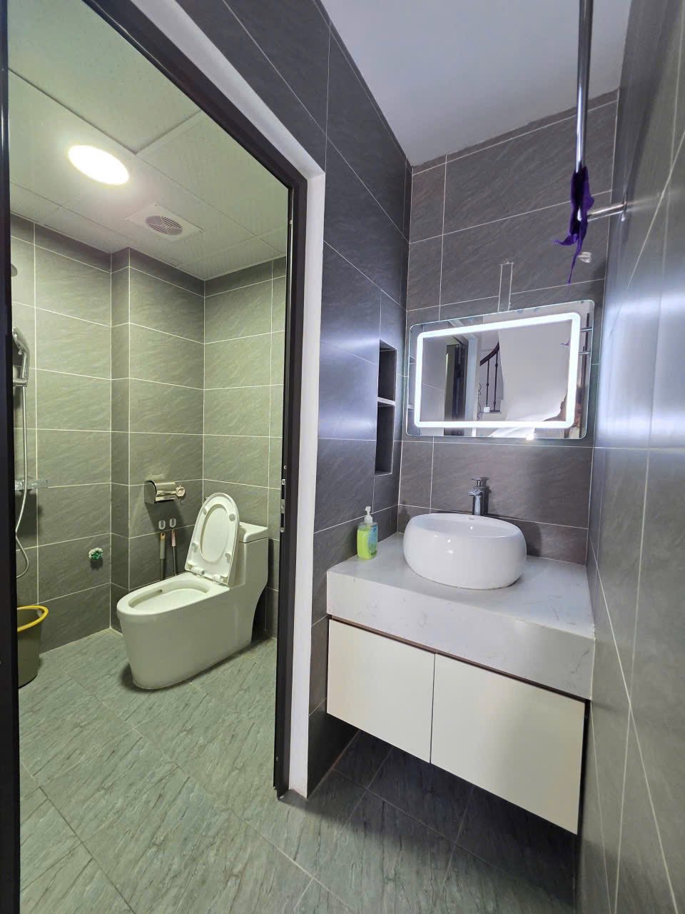 SIÊU ĐẸP ĐỘI CẤN- BA ĐÌNH,NGÕ RỘNG -42M2 x 5 Tầng,4 PN ĐỦ CÔNG NĂNG -CHỈ VIỆC VỀ Ở 3