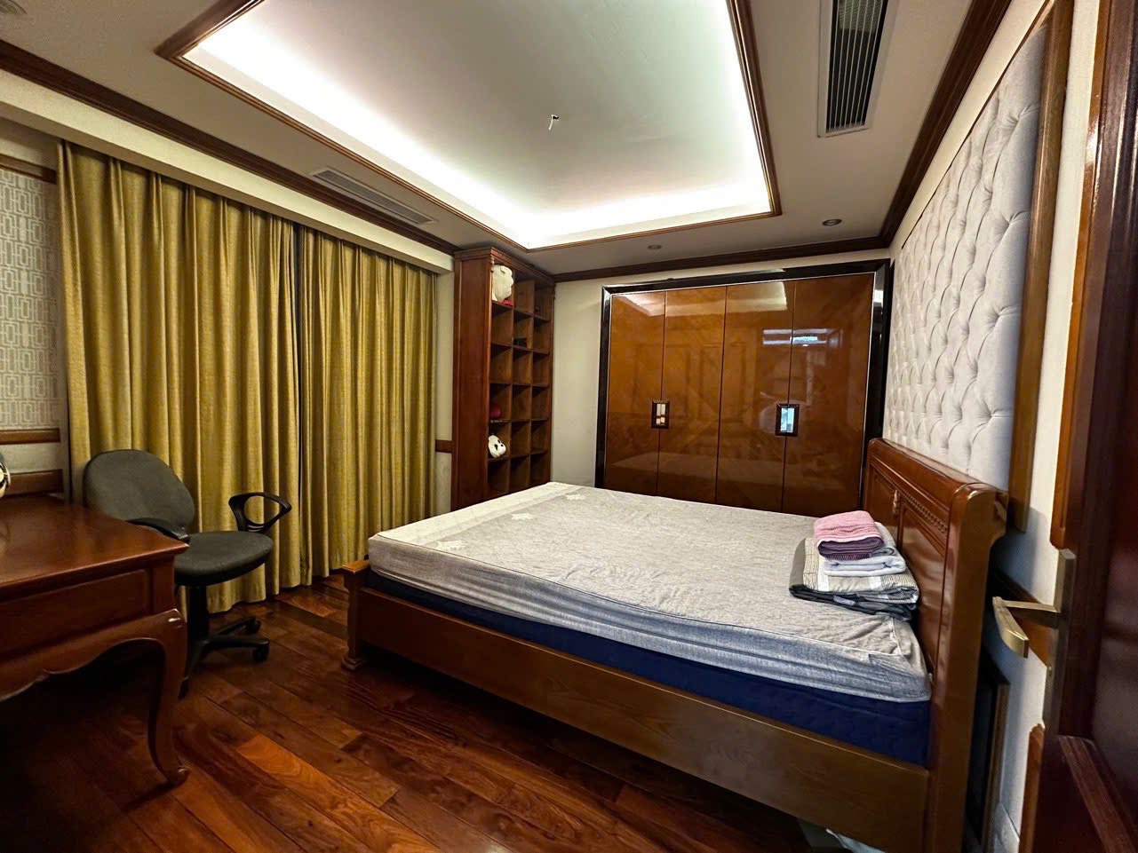 25 tỷ Sở hữu Penthouse N07 KĐT Dịch Vọng 309m2 Nội thất choáng ngợp 4