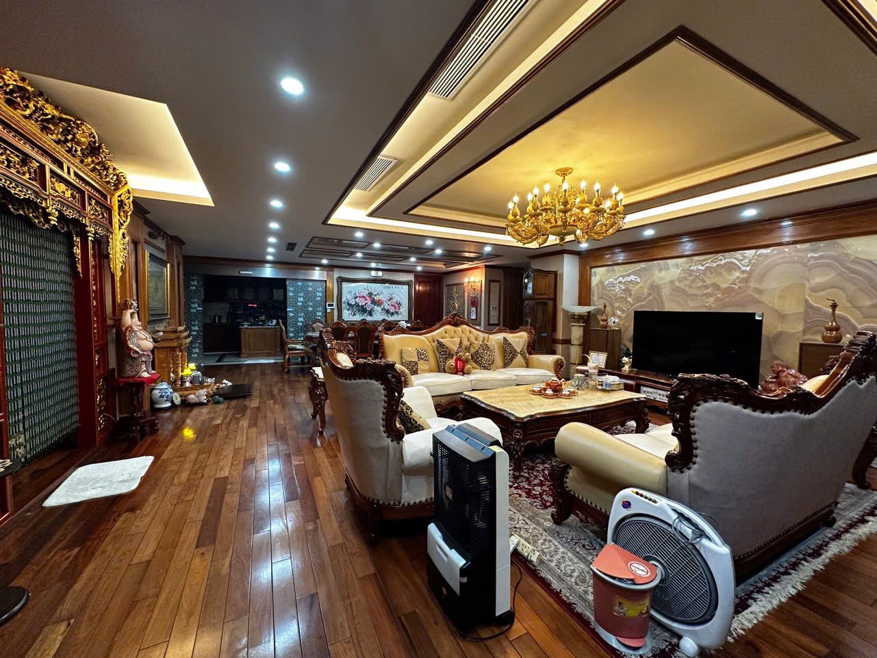 25 tỷ Sở hữu Penthouse N07 KĐT Dịch Vọng 309m2 Nội thất choáng ngợp