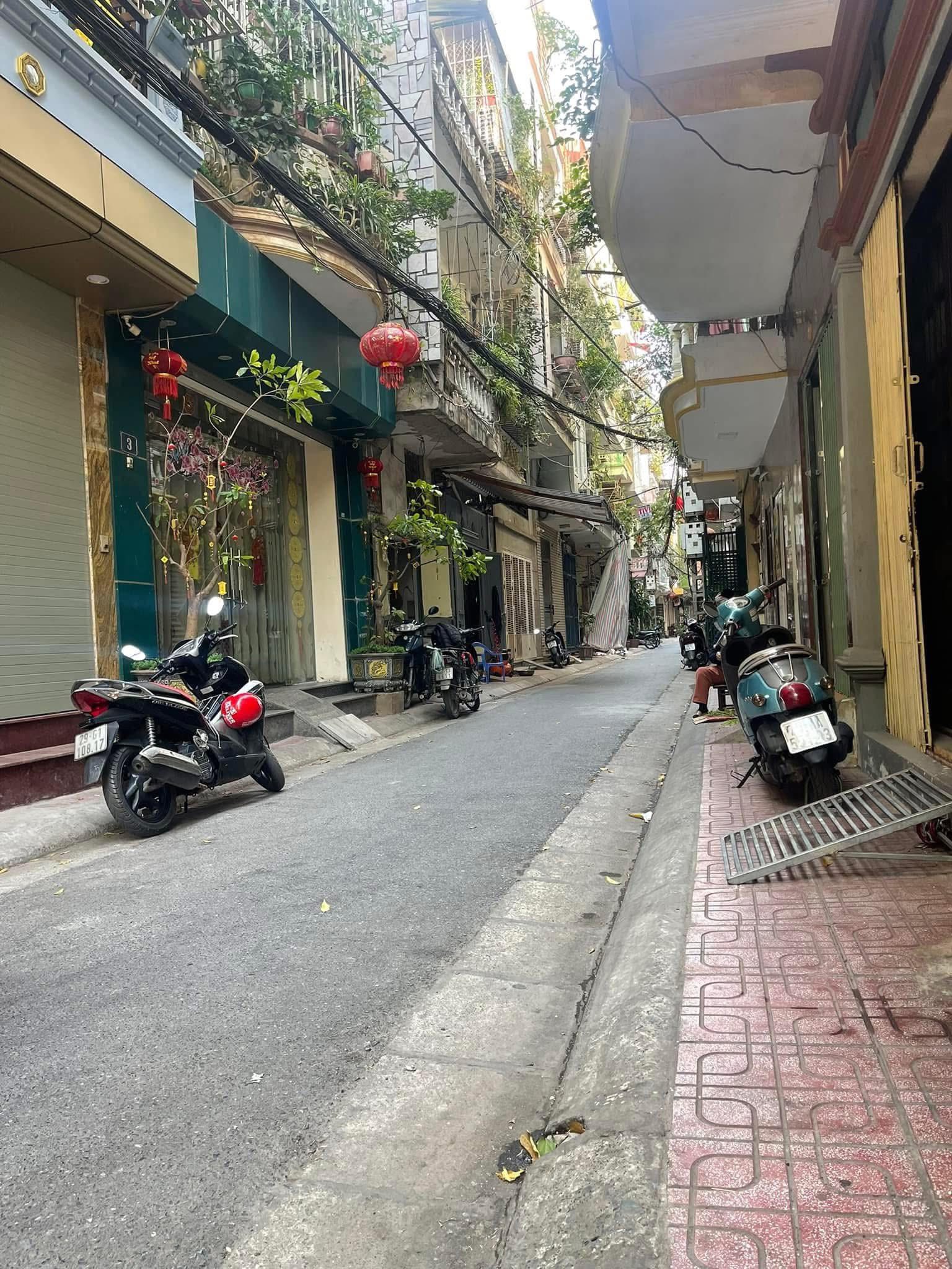 BÁN NHÀ HAI BÀ TRƯNG – NGÕ THÔNG – Ô TÔ TRÁNH – 43M2 – CHỈ 11 TỶ 4