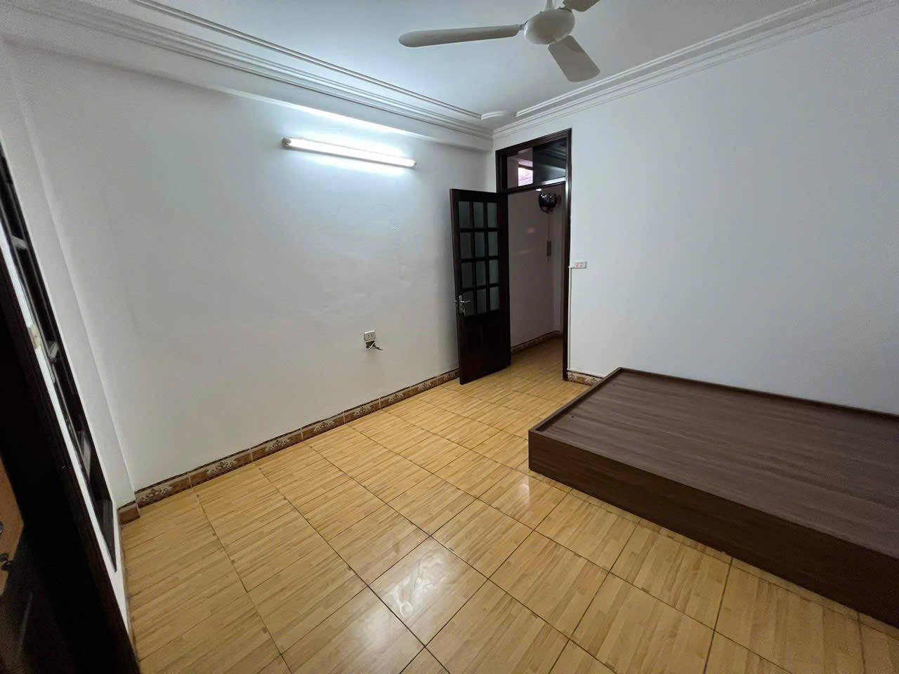 CỰC HIẾM - PHÂN LÔ NGUYỄN CHÍ THANH – 5T*51M*15TỶ - NGÕ THÔNG HUỲNH THÚC KHÁNG – THOÁNG TRƯỚC SAU 2