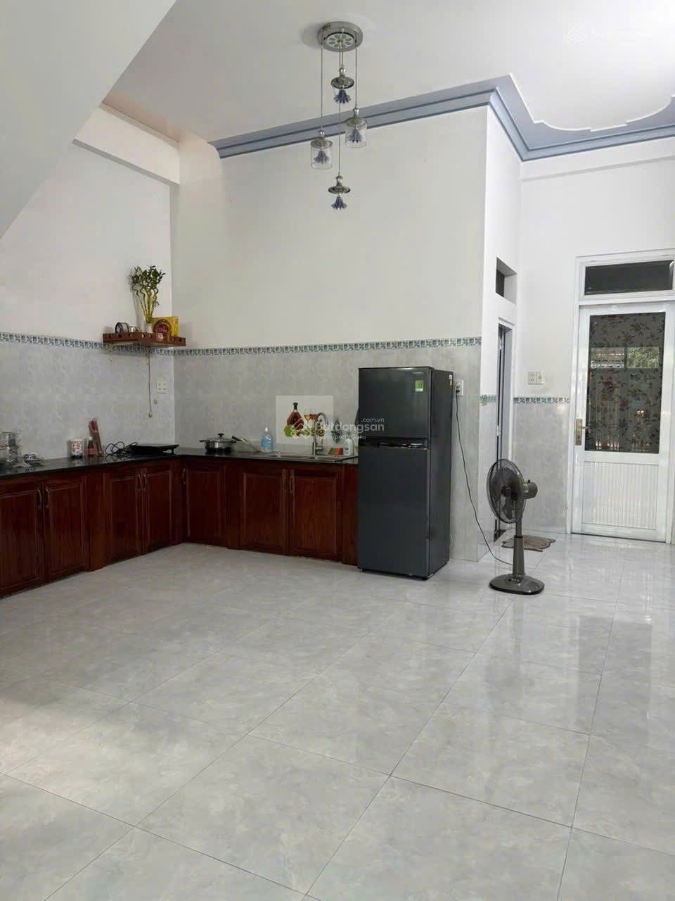 Cho thuê nhà đẹp 90m2 3 tầng khu KDT Lê Hồng Phong 2 giá rẻ 15tr/tháng 3