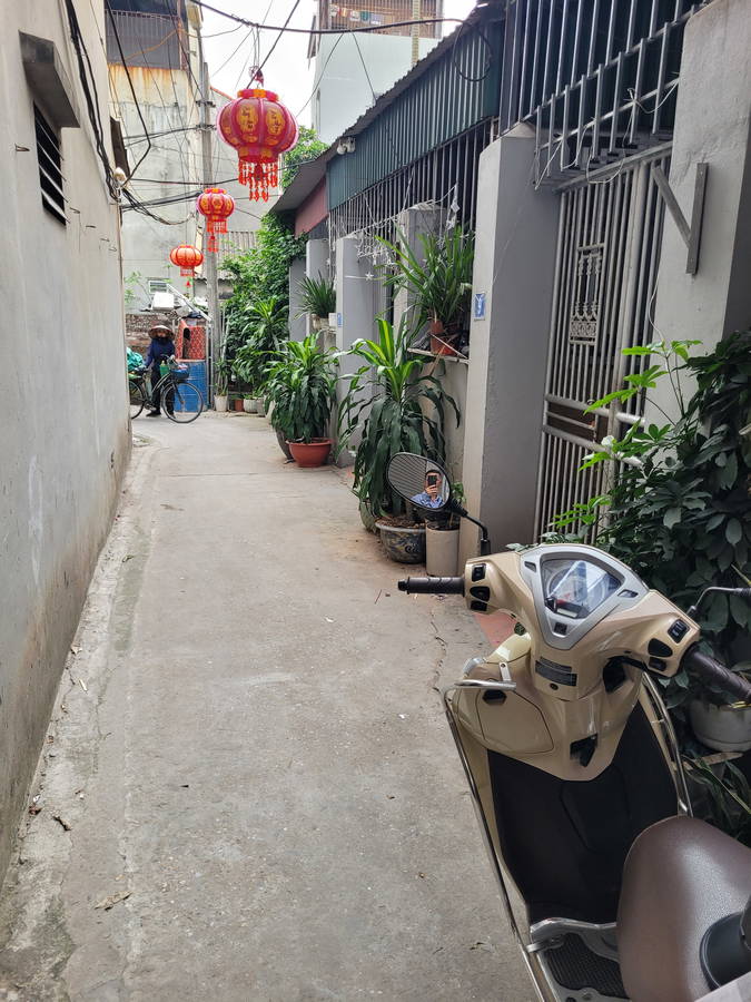 NHÀ MỚI KÍNH KOONG Phúc Lợi 31 m2,X 5 tầng,mặt tiền 4m,4.65 tỷ Long Biên.