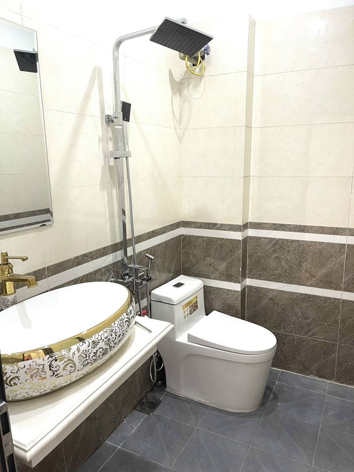 Bán nhà cạnh trường THPT Đan Phượng. Đơn lập 43m2 xây 4 tầng ở NGAY. Ngõ thông Ôtô qua nhà 5