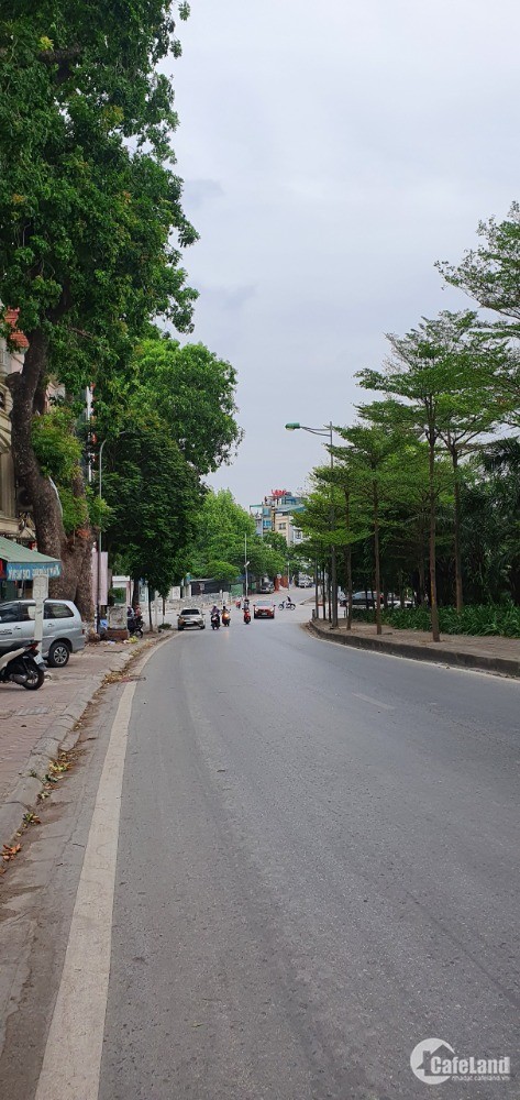 Bán đất mặt đường Bưởi, Ba Đình, 2 mặt đường, diện tích 60m2 full  thổ cư, giá chỉ 1x tỷ, x mầm 5
