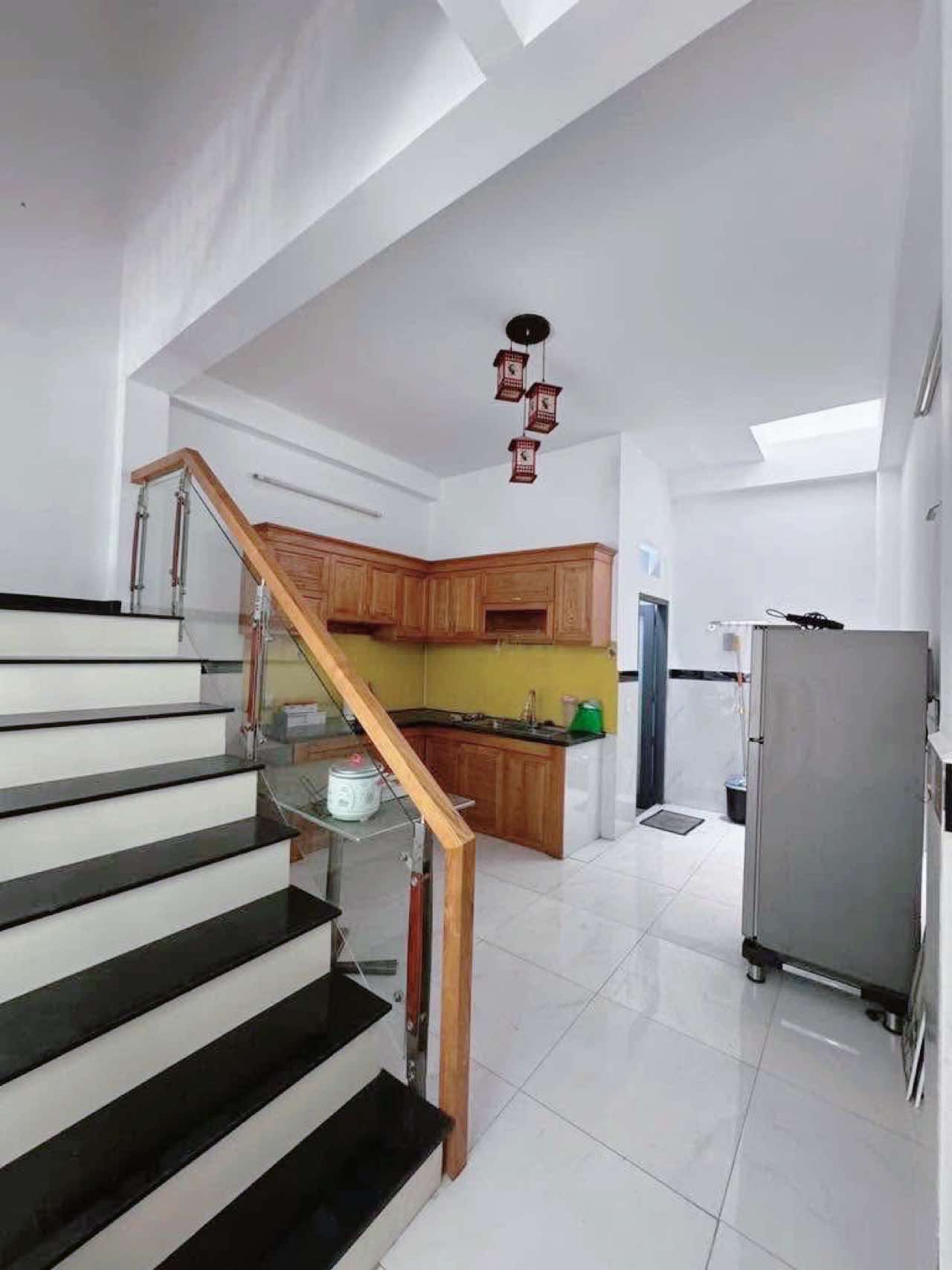 Bán nhà hxh 48m2-2tang sát mt Nguyễn Thị Kiểu Q12 , liền kề Mega Market , 4 tỷ nhỉnh 0932030061 5