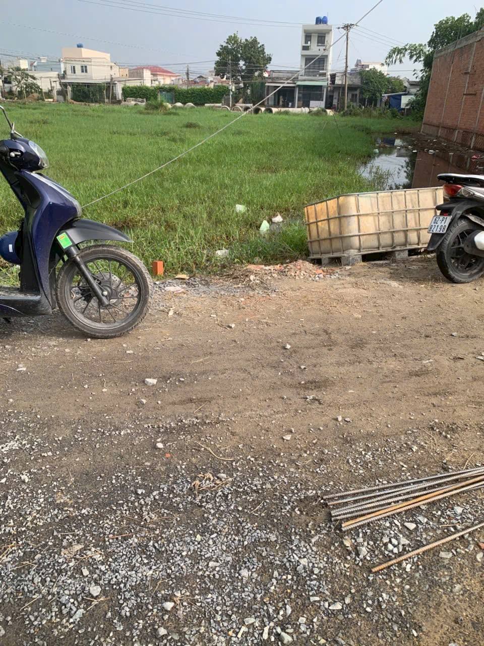 132m2 thổ cư hẻm khu Vườn Chuối, xã Đức Hòa Hạ giá 1,35 tỷ 2