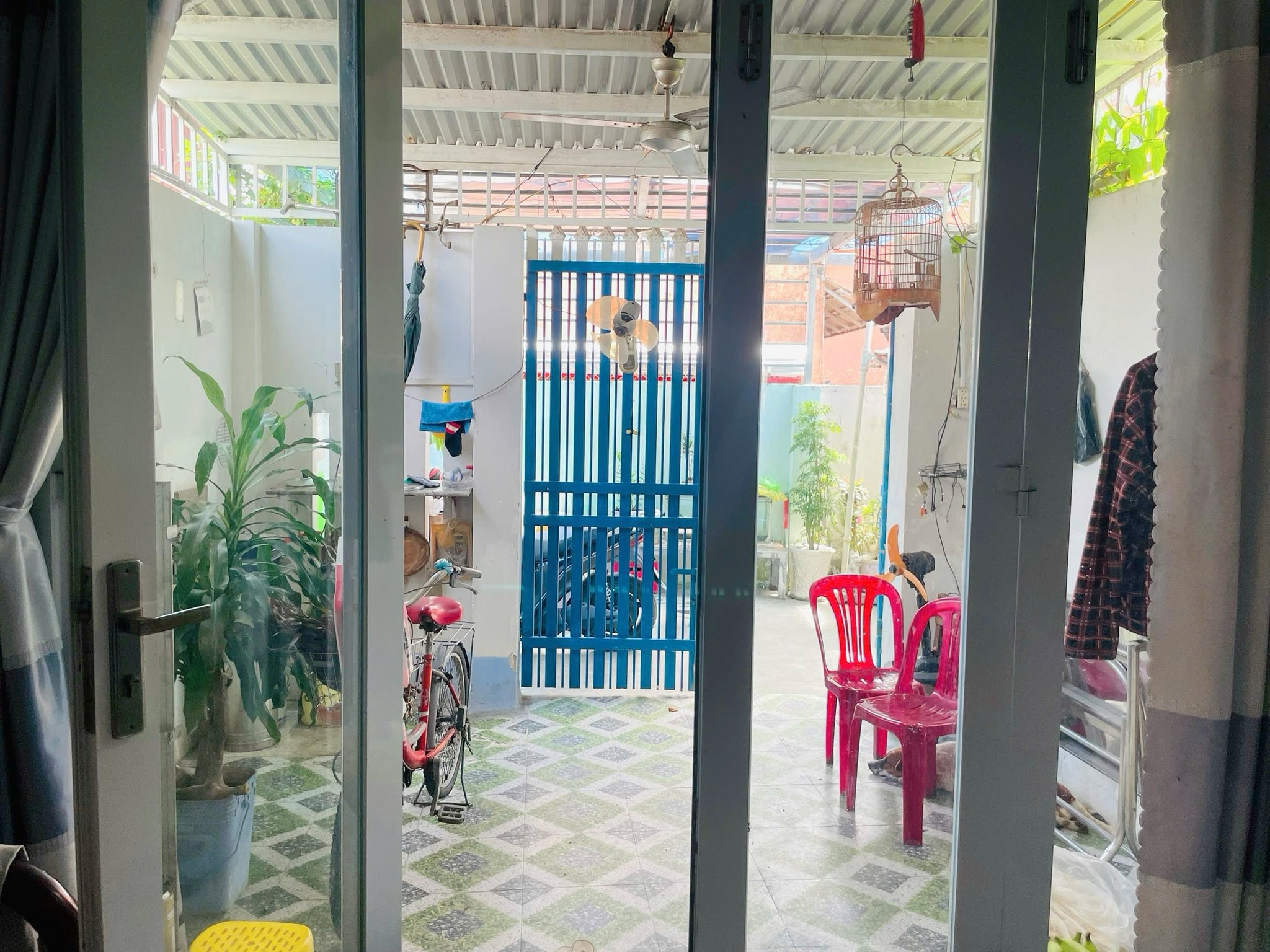 BÁN NHÀ 2 TẦNG HẺM Ô TÔ GẦN NHÀ HÀNG ĐỒNG XANH VĨNH NGỌC 3