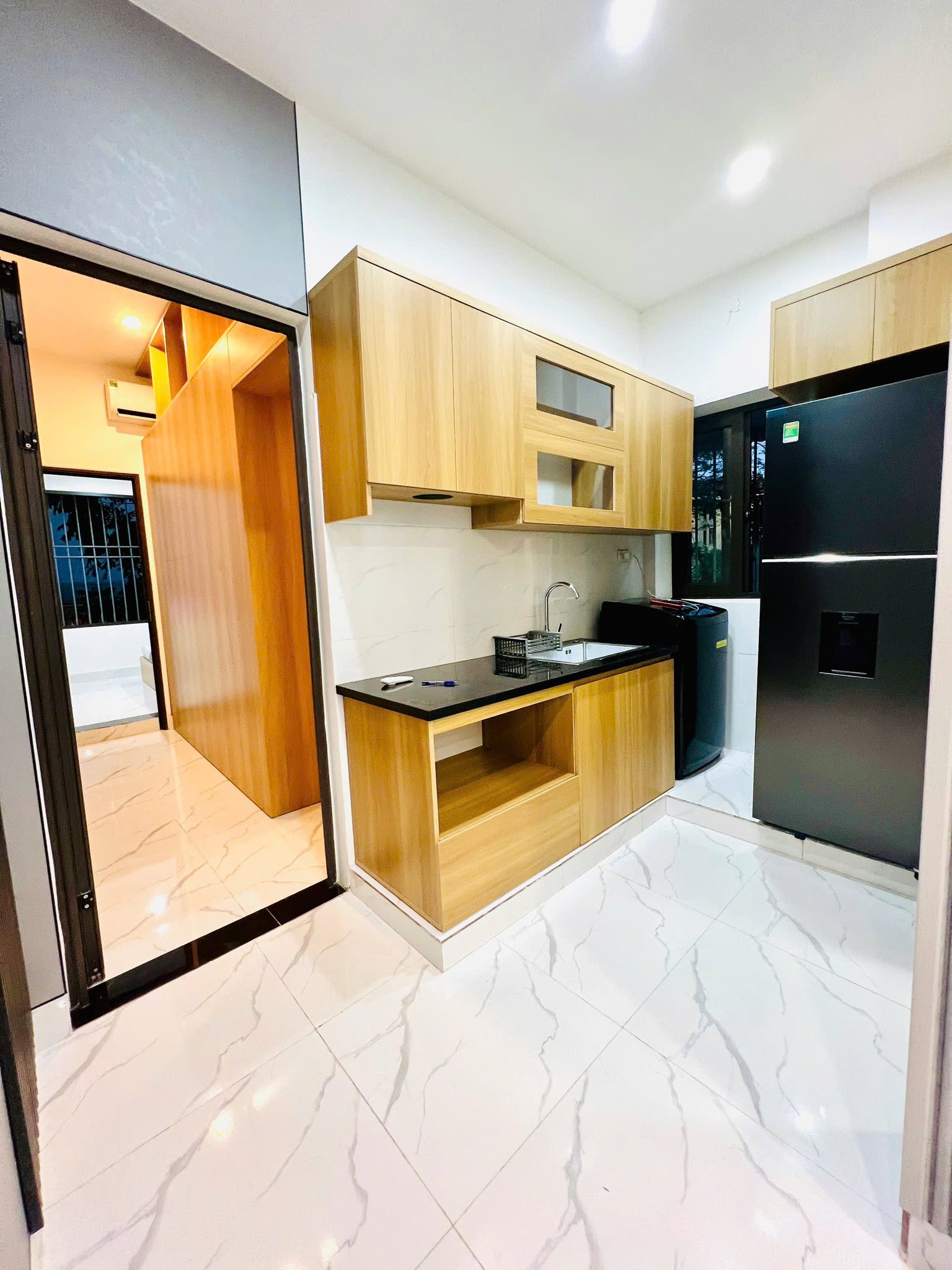 Tầng 2 TT Nguyễn Khánh Toàn 65m 2PN riêng, Nội thất đẹp, Ô tô vòng quanh, 3.98 Tỷ 4