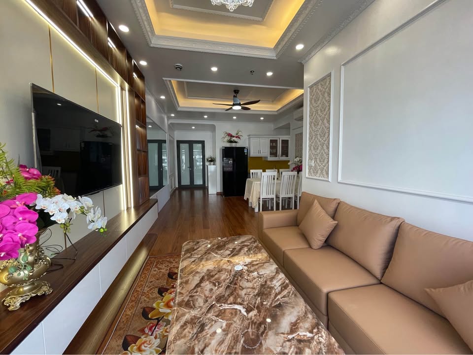 Do chuyển định cư, cần bán căn hộ 3Pn 96m2 View Biển Đông Nam trung tâm du lịch Bãi Cháy, Hạ Long. 2