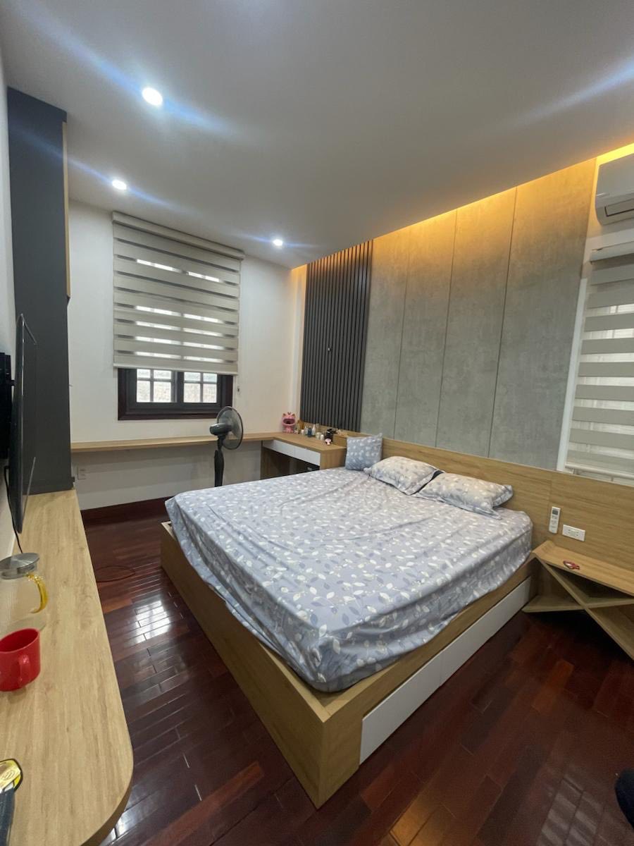 BÁN NHÀ NGUYỄN CHÍNH – LÔ GÓC - 45M2 - 14.2 TỶ – Ô TÔ TRÁNH – KINH DOANH 2