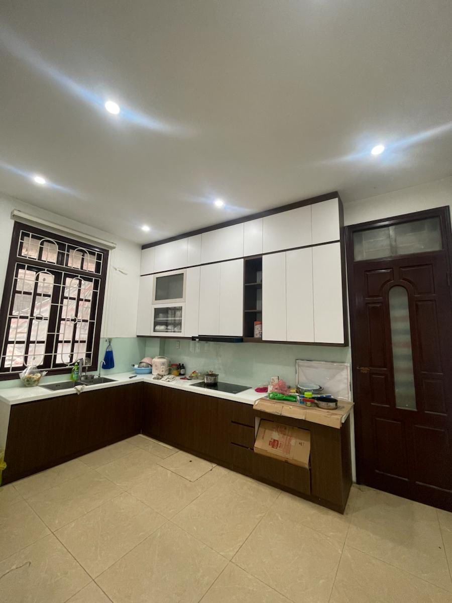 BÁN NHÀ NGUYỄN CHÍNH – LÔ GÓC - 45M2 - 14.2 TỶ – Ô TÔ TRÁNH – KINH DOANH 4