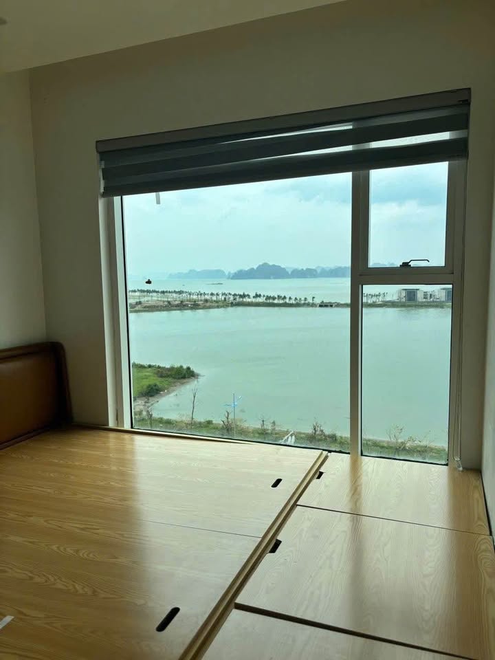 Cần bán Căn hộ chung cư đường Hoàng Quốc Việt, Phường Bãi Cháy, Diện tích 63m², Giá 2.45 Tỷ 10