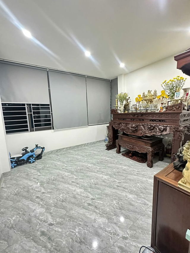 SIÊU PHẨM ĐỐNG ĐA - PHÂN LÔ - NGÕ OTO, 7 TẦNG THANG MÁY Phố Hoàng Cầu 45 m2,15 tỷ. 3