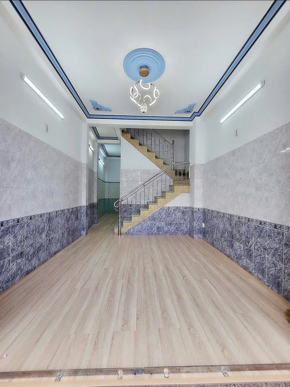 Bán nhà 4 tầng Tttp Nha Trang , Đường Thống Nhất ,P. Phương Sơn , Gía : 3 tỷ 290 5
