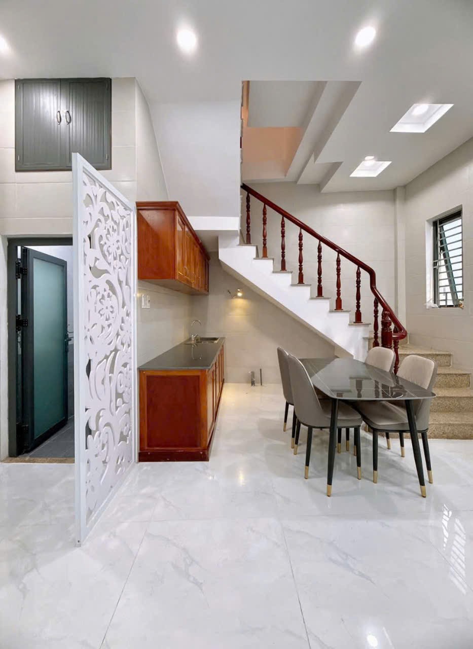 NHÀ FULL NỘI THẤT 2 phòng ngủ - MẶT TIỀN HẺM KINH DOANH ĐƯỢC 3