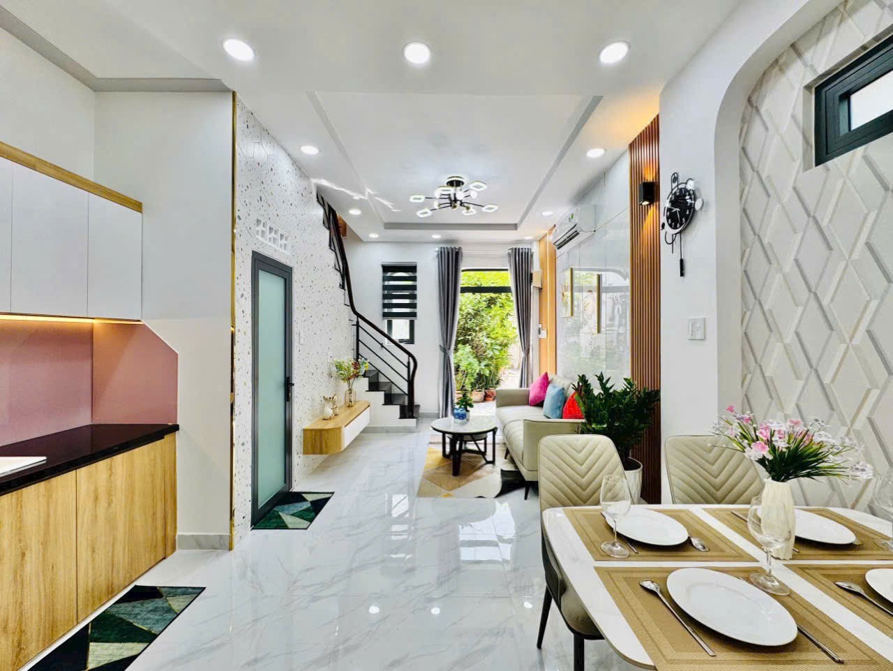 Nhà rẻ đẹp lung linh hiếm! Lê Quang Định - ( 4x8m ), 2 tầng - chỉ 5.150 tỷ thương lượng 4